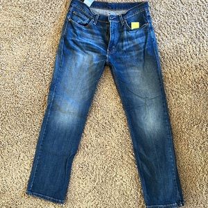 Levi’s 514 men’s jeans. 32w x29L. Like new.
